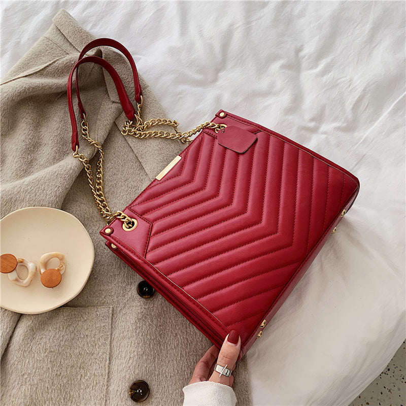 Women's chain messenger bag women